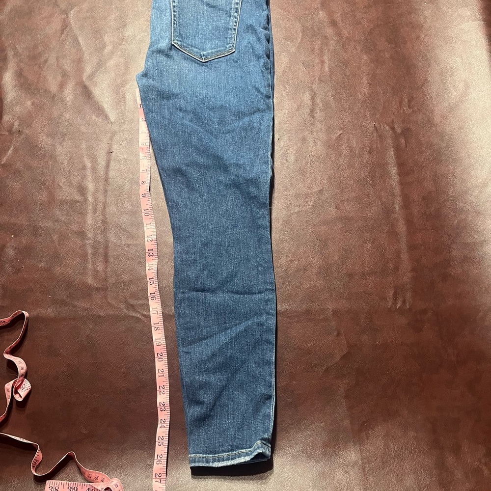 Joe’s “The Bella” jeans. Size 30, 11” high rise skinny ankle. - Picture 2 of 4